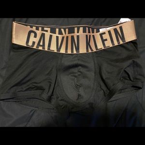 CalvinKlein Men Intense Power LowRise Trunks NEW*